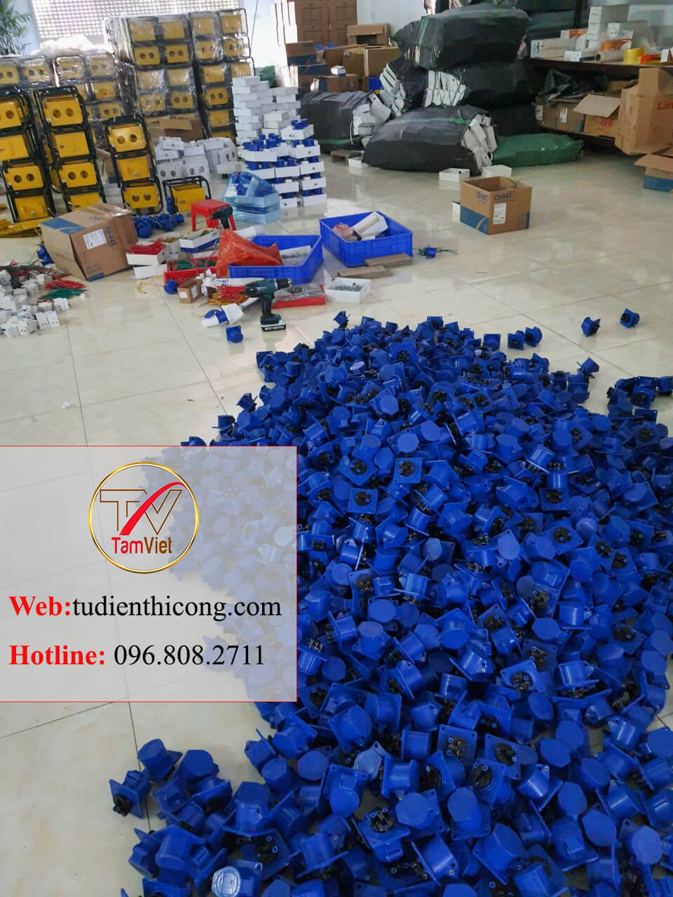 Sản xuất hộp nguồn thi công xách tay